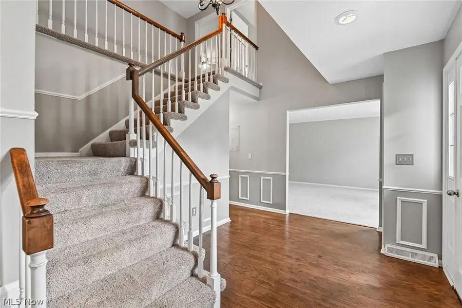 16980 S Meadows Circle, Strongsville, OH 44136 - #2