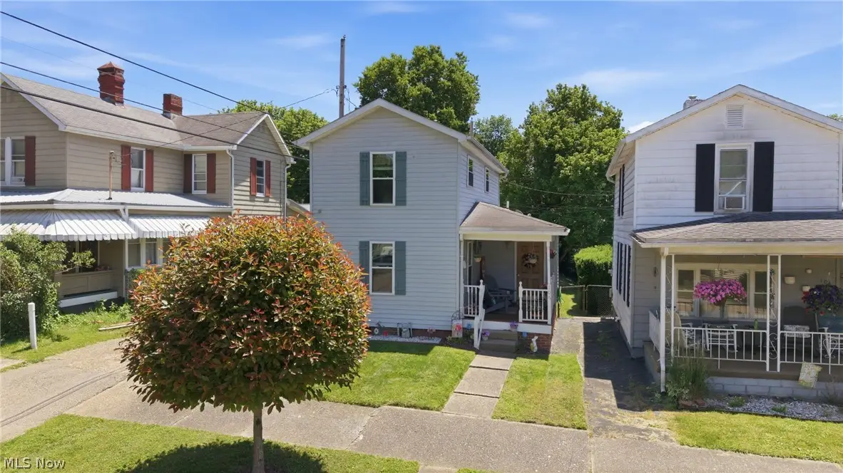 106 E Montgomery Street, Marietta, OH 45750 - #1