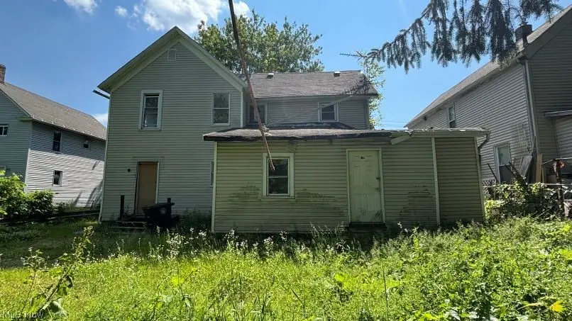 756 Brown Street, Akron, OH 44311 - #3