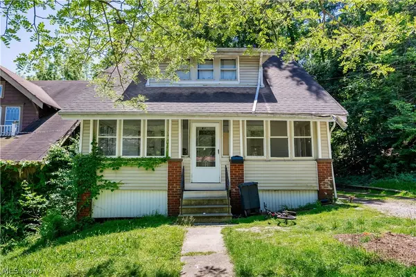 628 Lakemont Avenue, Akron, OH 44314