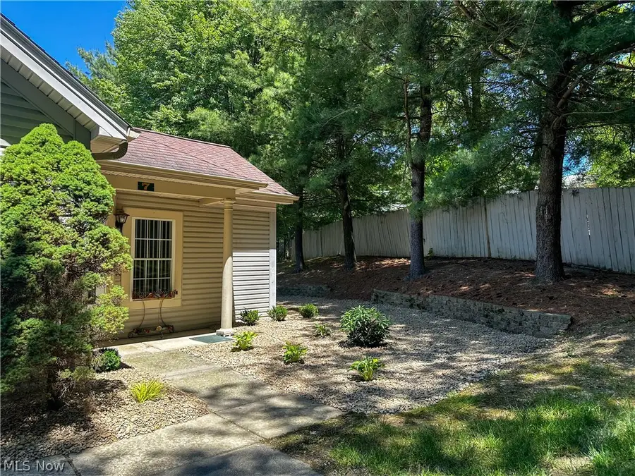 7 Woodland Chase Boulevard, Niles, OH 44446 - #2