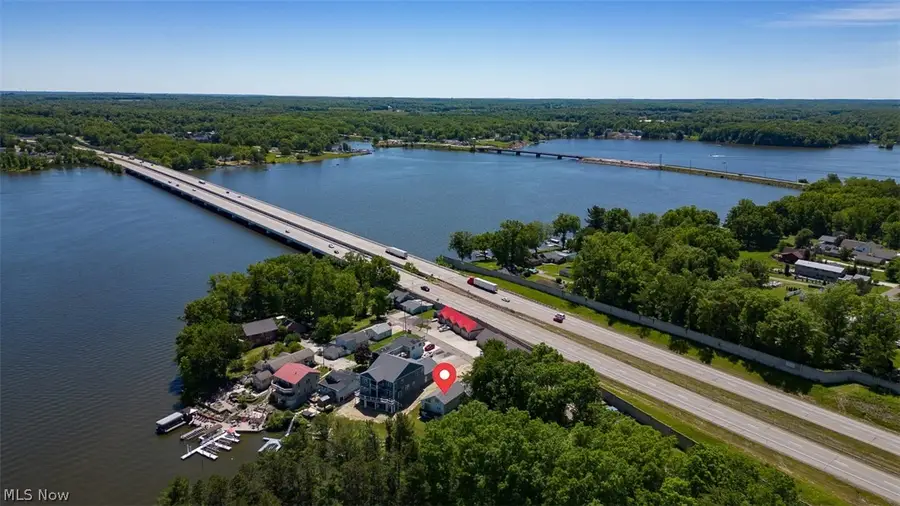 654 Pine Drive, Lake Milton, OH 44429 - #2