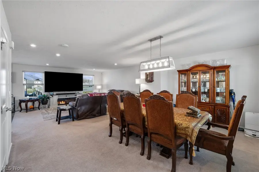 535 Cherrywood Lane, Painesville, OH 44077 - #3
