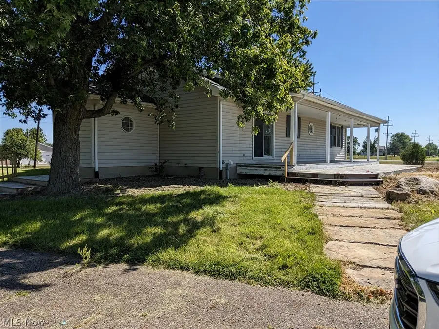 13096 Smith Road, Wellington, OH 44090 - #3