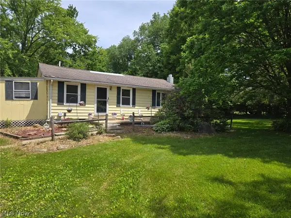 348 Fox Lake Road, Wooster, OH 44691