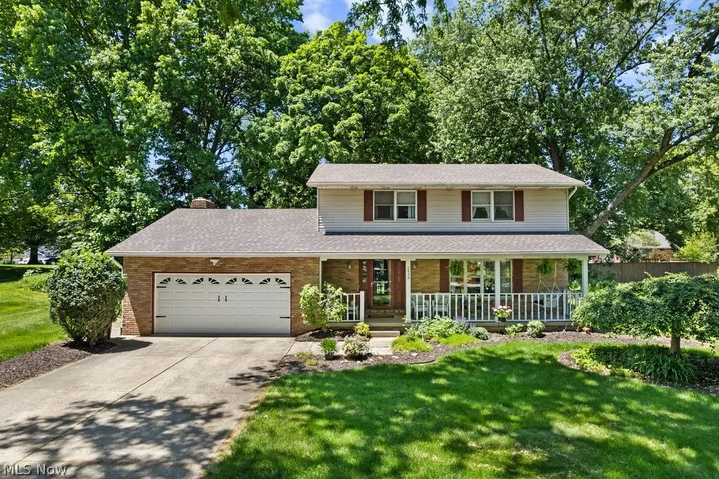 2438 Lyndon Drive, Uniontown, OH 44685 - #1