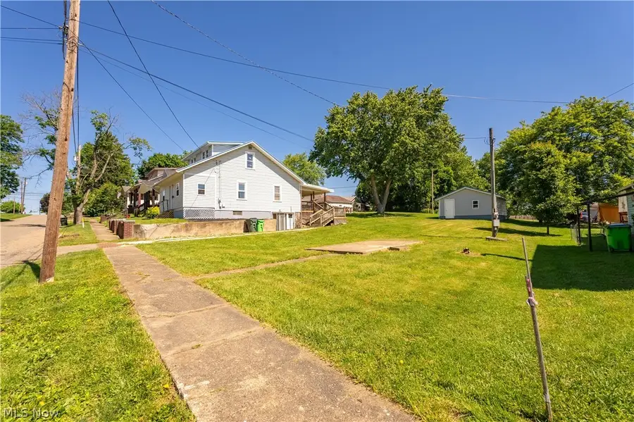 286 5th Nw Street, Carrollton, OH 44615 - #2