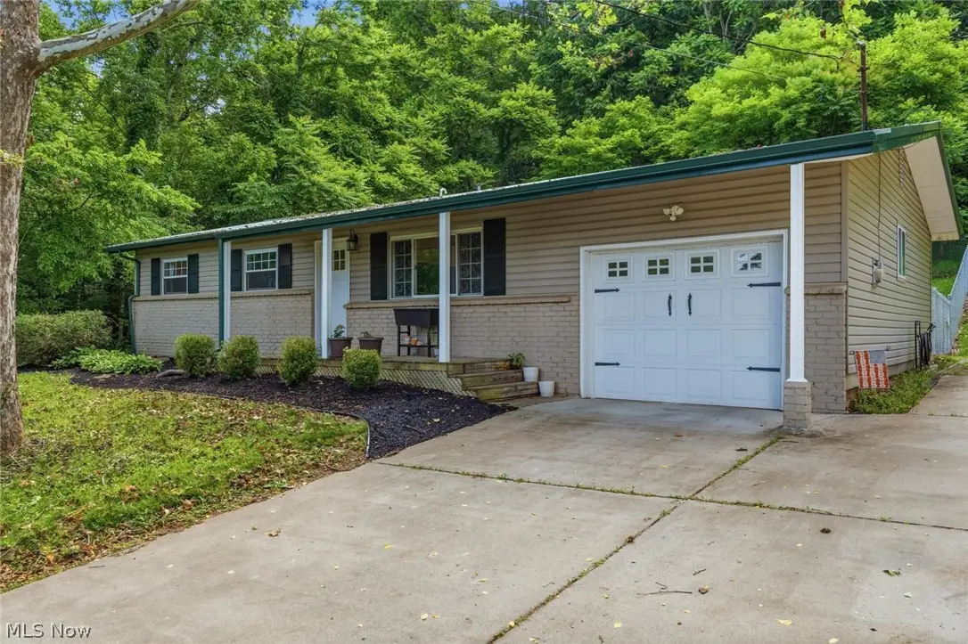 544 Homestead Drive, Williamstown, WV 26187 - #1