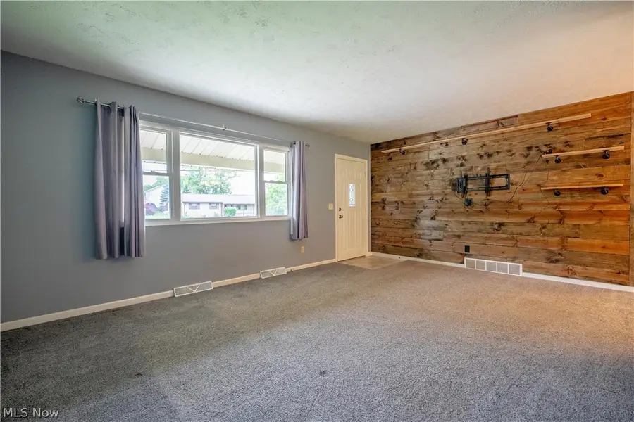 5900 Hancock Sw Street, Canton, OH 44706 - #3