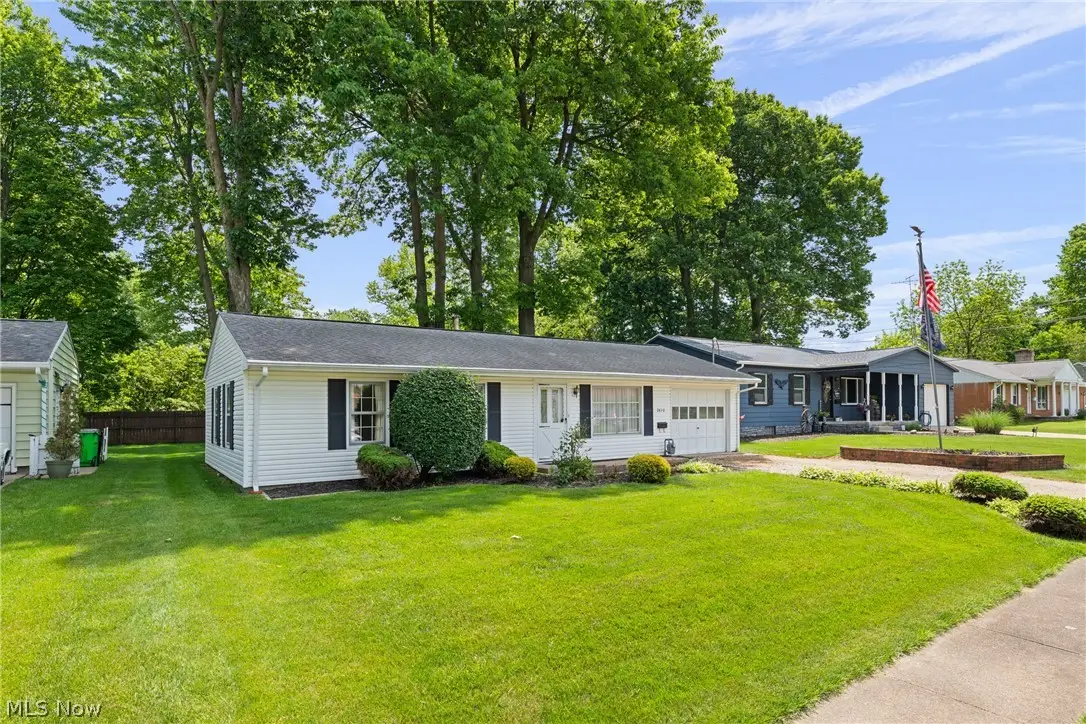 2610 Center Avenue, Alliance, OH 44601 - #1