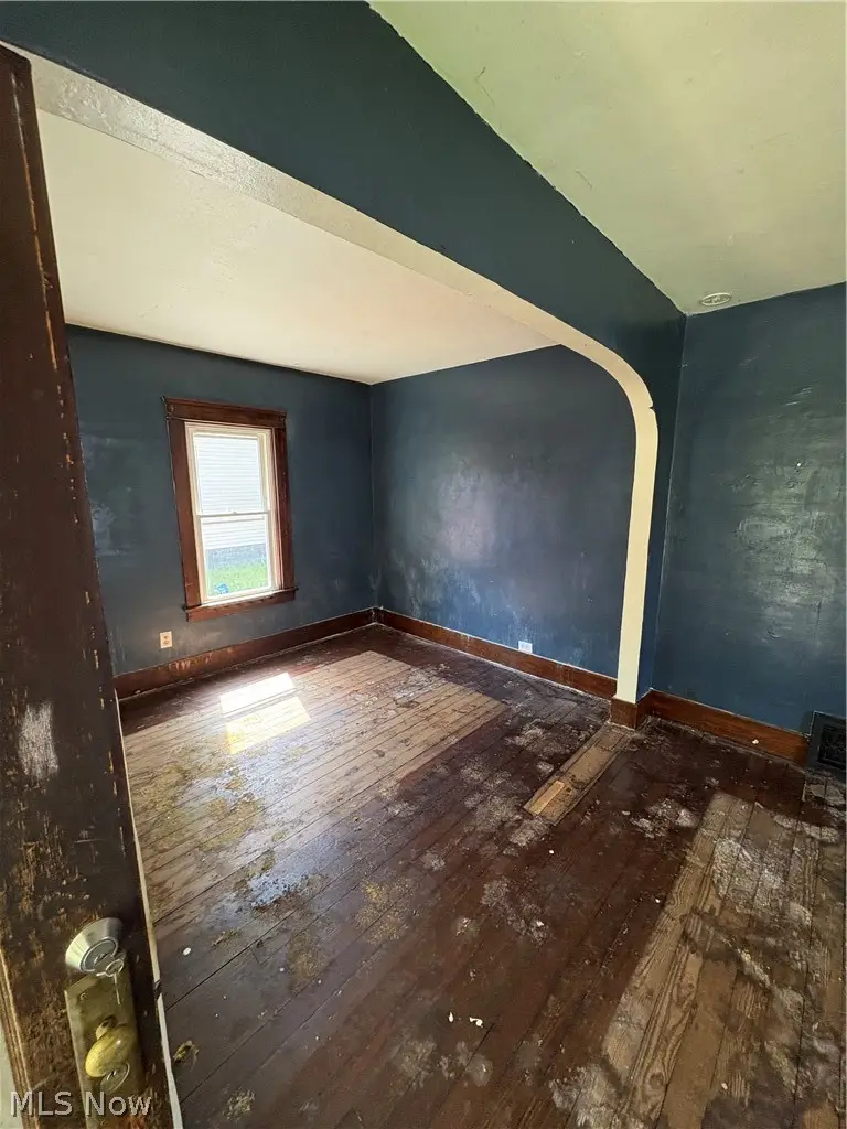 823 W 17th Street, Lorain, OH 44052 - #3