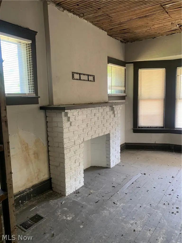 508 Eddy Road, Cleveland, OH 44108 - #3