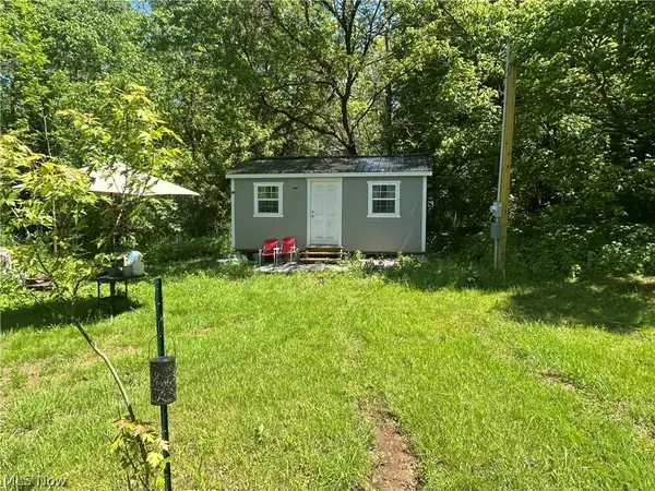 5854 Pounds Road, Glouster, OH 45732