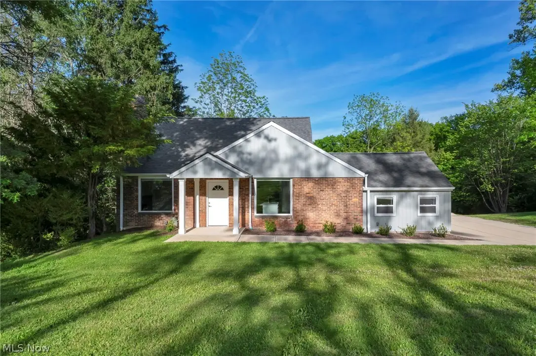 3975 Ellendale Road, Moreland Hills, OH 44022 - #1