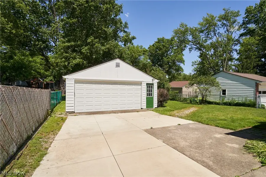 1056 Endicott Drive, Akron, OH 44313 - #3