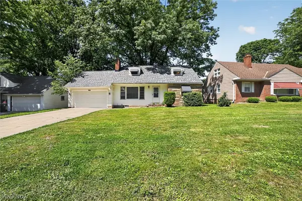3705 Brinkmore Road, Cleveland Heights, OH 44121