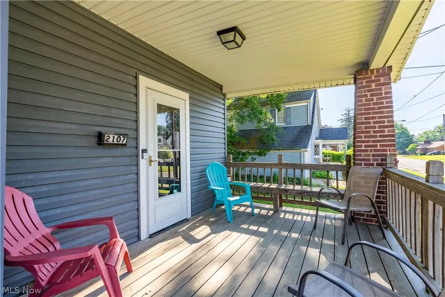 2107 31st Nw Street, Canton, OH 44709 - #2