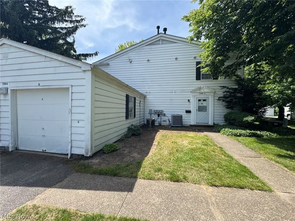 7294 Foxmill Road #19D, Mentor, OH 44060 - #1