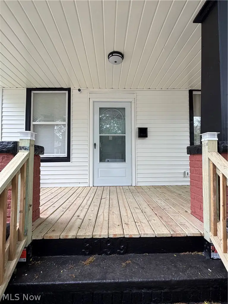 3139 W 82nd Street, Cleveland, OH 44102 - #3