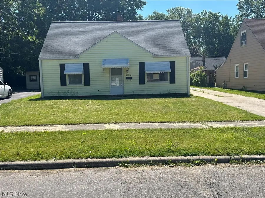 23338 Roger Drive, Euclid, OH 44123 - #2