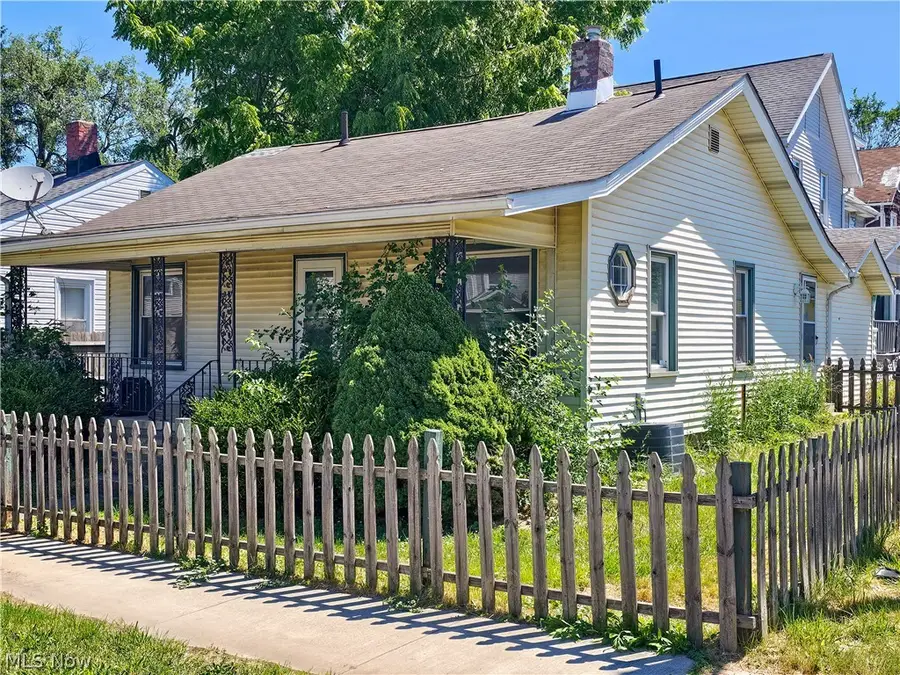 1156 Smith Sw Avenue, Canton, OH 44706 - #2