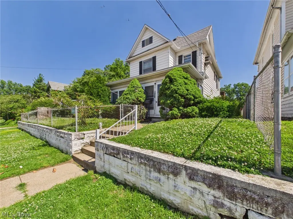 927 32nd Street, Parkersburg, WV 26104 - #1