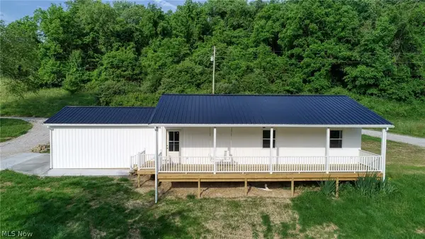 3899 Mayfair Lane, Cambridge, OH 43725