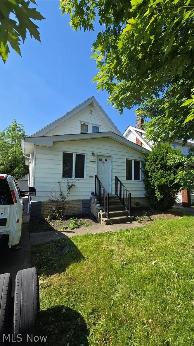 19600 Ormiston Avenue, Euclid, OH 44119 - #1