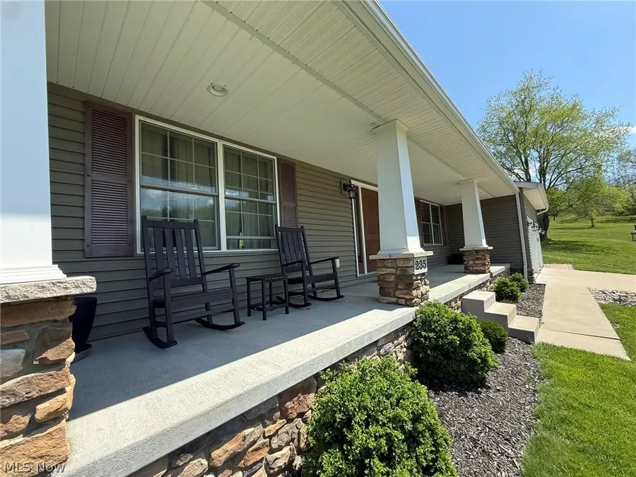 235 Briarwood Se Drive, New Philadelphia, OH 44663 - #2