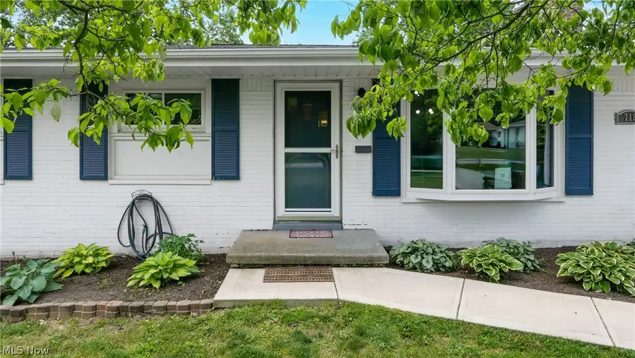 718 Starlight Drive, Seven Hills, OH 44131 - #2