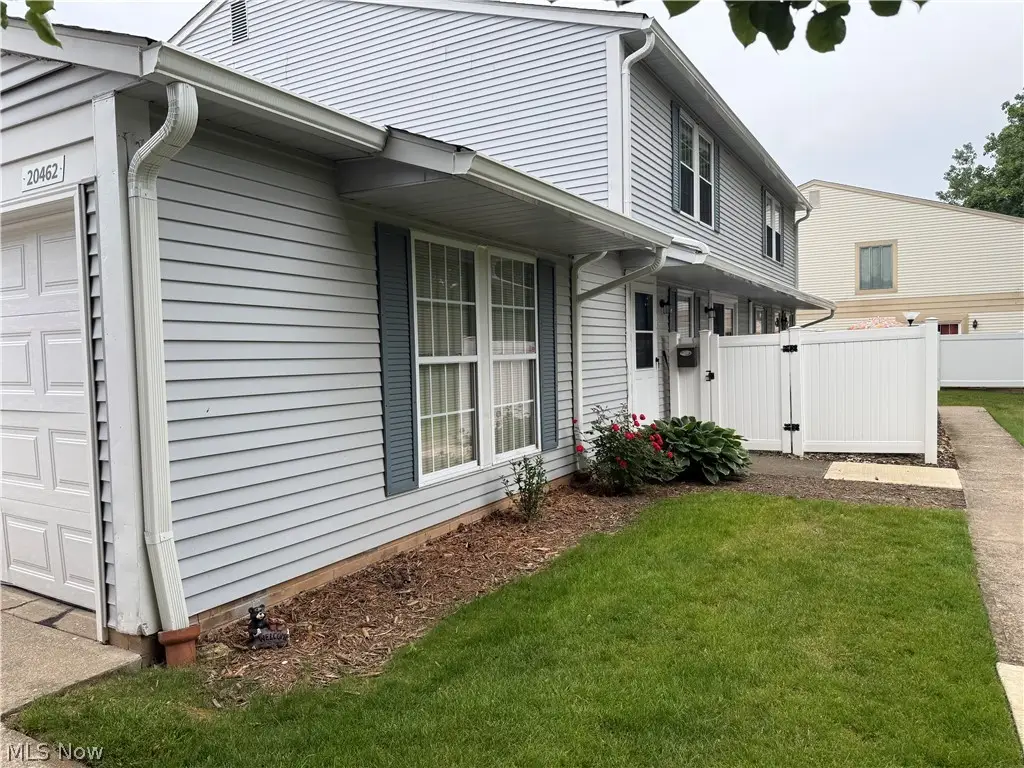 20462 Williamsburg Court, Middleburg Heights, OH 44130 - #1