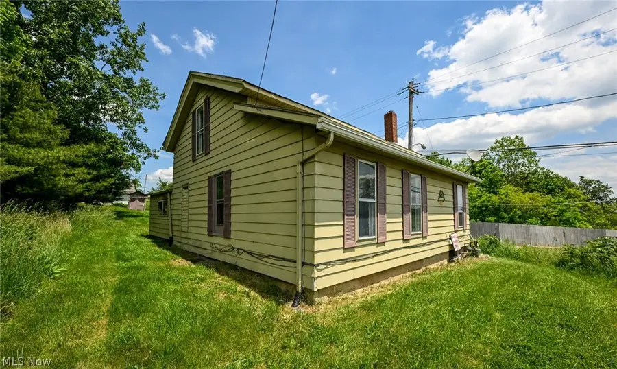 893 Norton Avenue, Barberton, OH 44203 - #2