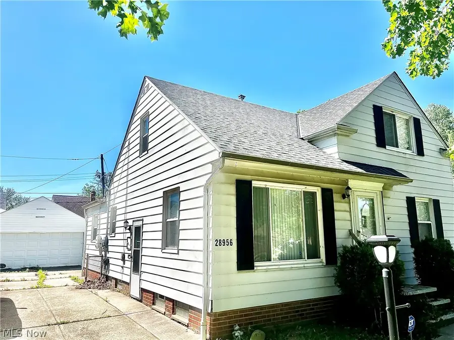 28956 Weber Avenue, Wickliffe, OH 44092 - #2