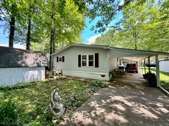 122 Northgate Ne Drive, Warren, OH 44484 - #3