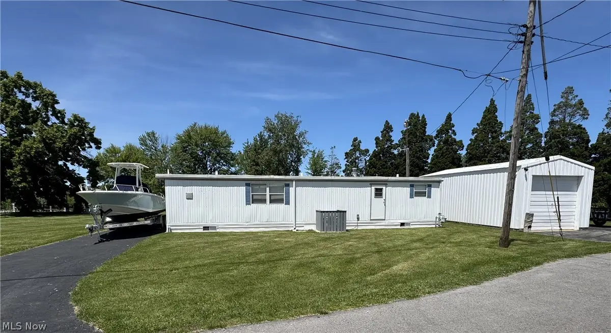 2825 W Risingsun Road, Port Clinton, OH 43452 - #1