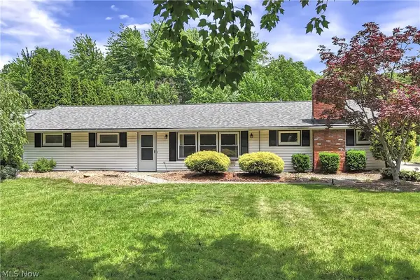 301 Crosse Road, Amherst, OH 44001