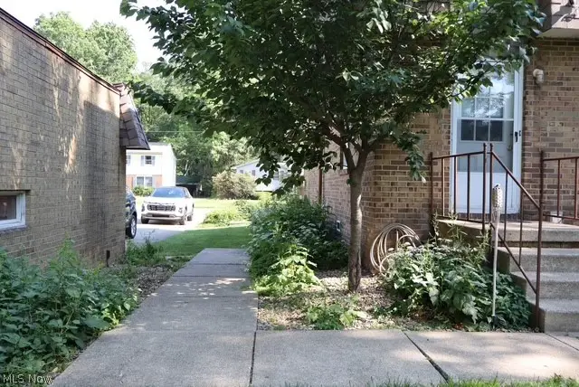7744 Brookwood Ne Drive, Warren, OH 44484 - #3