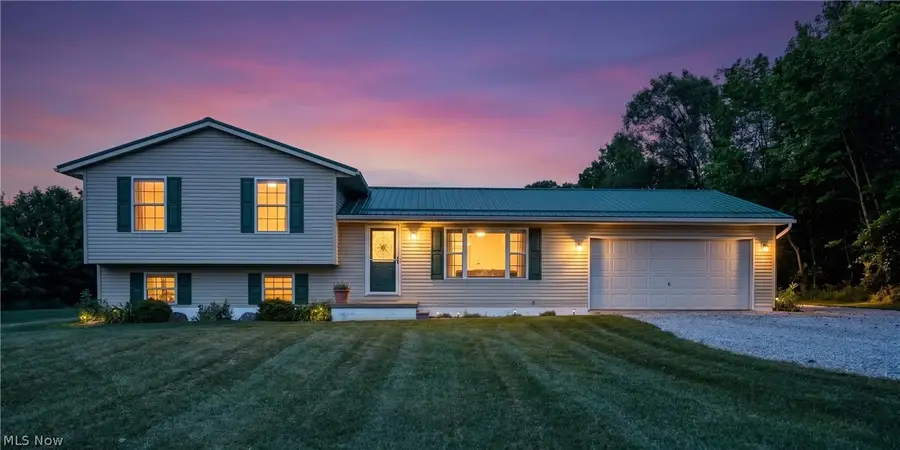 2609 Erhart Road, Liverpool, OH 44280 - #2