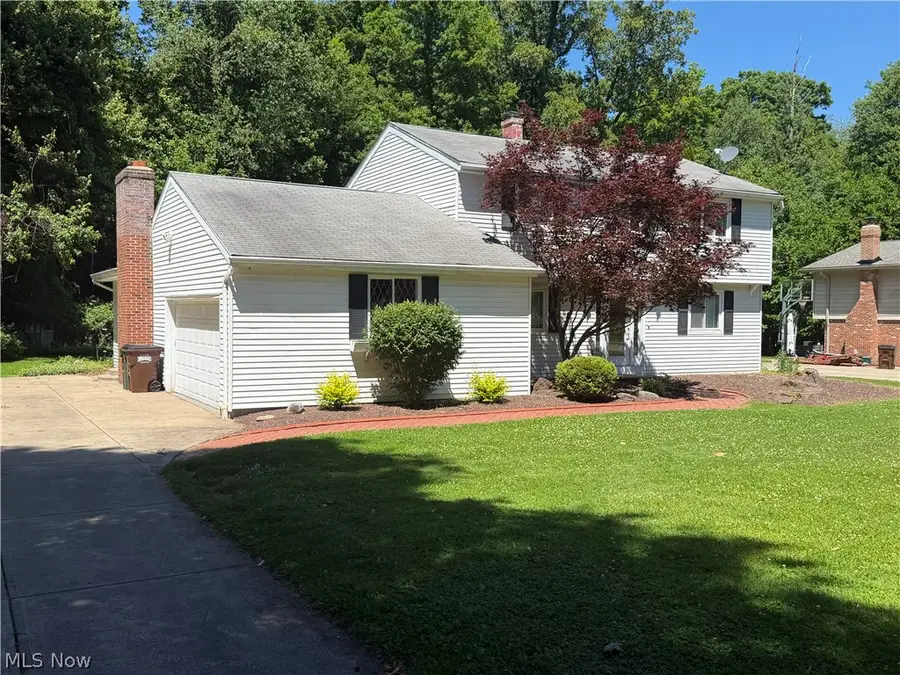 8094 Rolling Brook Road, Northfield, OH 44067 - #3