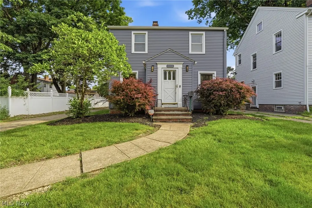 9704 Elsmere Drive, Parma, OH 44130 - #1