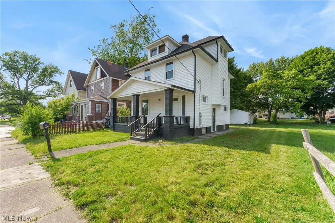 2235 Winfield Ne Way, Canton, OH 44705 - #1