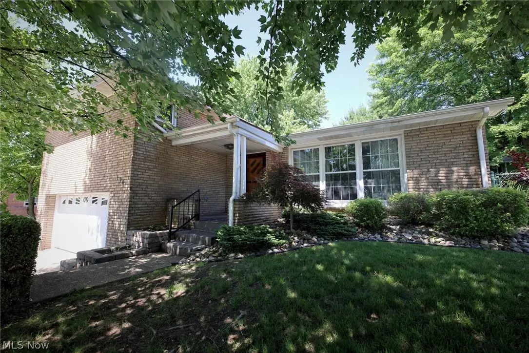 136 Marie Ave., Weirton, WV 26062 - #1