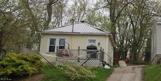 161 Fernwood Avenue, Barberton, OH 44203 - #1