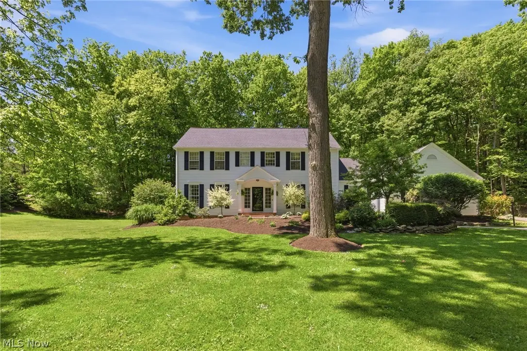15 Martingale Court, Chagrin Falls, OH 44022 - #1