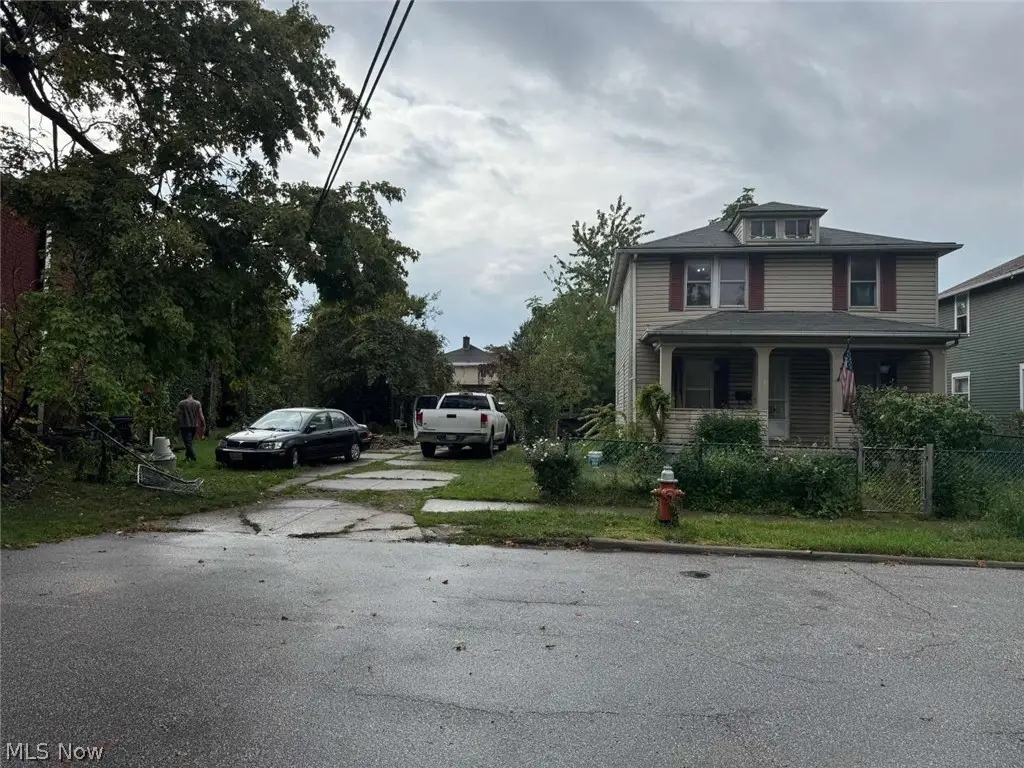 426 E 160 Street, Cleveland, OH 44110 - #1