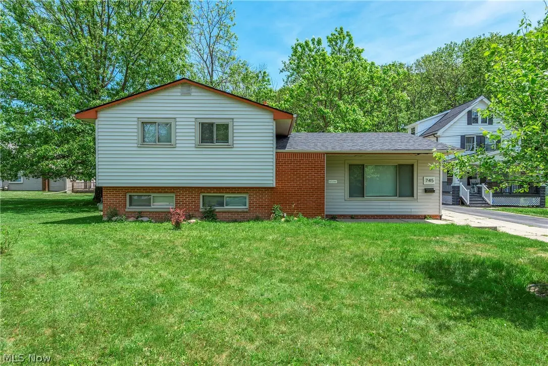 745 Wellmon Street, Bedford, OH 44146 - #1