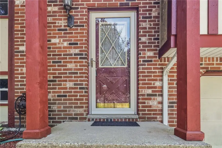 2606 Northam Nw Circle, North Canton, OH 44720 - #3