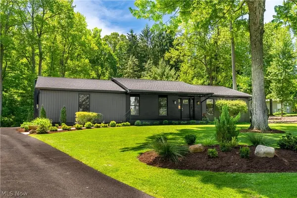 45 Hampshire Road, Akron, OH 44313