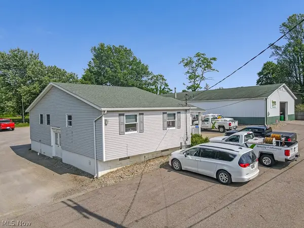 13390 Ravenna Ne Avenue, Hartville, OH 44632