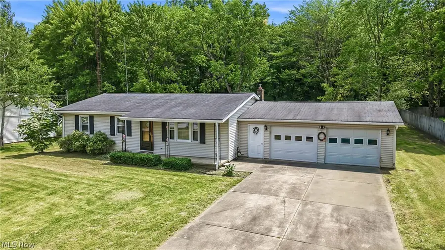 1280 Sterling Drive, Cortland, OH 44410 - #2